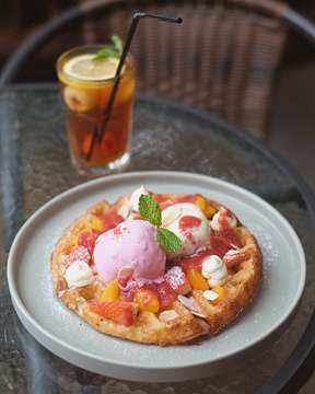 BECCA'S Bakehouse - photo 12