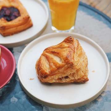 BECCA'S Bakehouse - photo 2