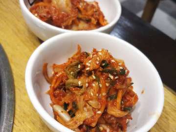 My favourite 😍🥓🥩😍 #gyukakuid #gyukaku #bbqbuffet #karubi #sukishabu #dragonkarubi #kimchi #koreanstyle #rice #veggiewrap #koreanssam #koreanbbq #chickenkaraage #bukapuasa #galaxymall #masiseyo #masitda #yummy #kulinersurabaya #ditakulineran #ditafooddiary #ditafoodie #delicious #oishii #beef #foodporn